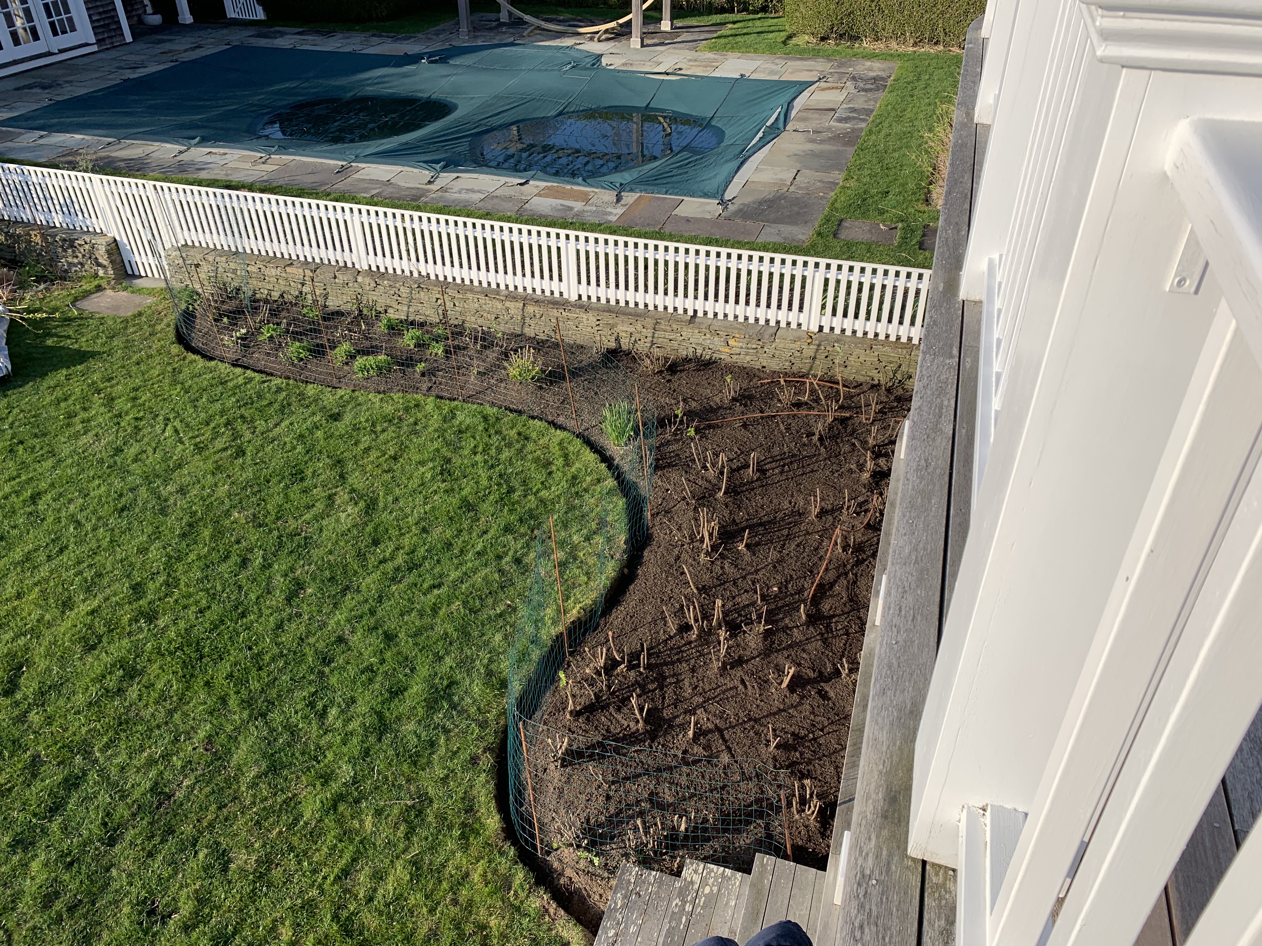 Seasonal cleanup on Nantucket